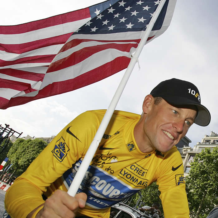 Francia quiere que la UCI retire sus Tours a Armstrong