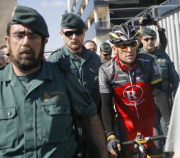 Lance Armstrong confesaría para no terminar en la cárcel Lance Armstrong confesaría para no terminar en la cárcel