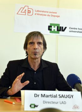 Martial Saugy: "No di claves a Armstrong para evitar positivos" Martial Saugy: "No di claves a Armstrong para evitar positivos"