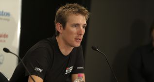 Andy Schleck cree que "Lance corrió limpio tras su reaparición"