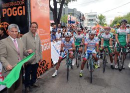 El italiano Sacha Modolo gana al sprint la segunda etapa El italiano Sacha Modolo gana al sprint la segunda etapa