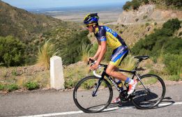 Daniel Díaz se pone líder tras final en alto de la quinta etapa Daniel Díaz se pone líder tras final en alto de la quinta etapa