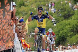 Alberto Contador logra su primer triunfo de la temporada