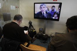 "Las transfusiones, prohibidas por las autoridades deportivas" "Las transfusiones, prohibidas por las autoridades deportivas"