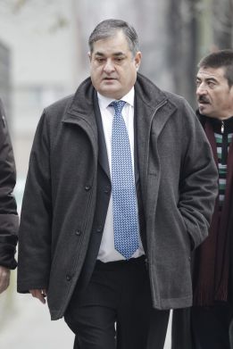 Saiz reconoce que accedió a que Fuentes tratara a Roberto Heras Saiz reconoce que accedió a que Fuentes tratara a Roberto Heras