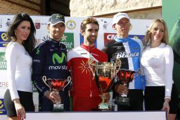 Navarro se impone en Murcia y Paolini inaugura el adoquín Navarro se impone en Murcia y Paolini inaugura el adoquín