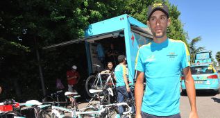 Vincenzo Nibali defiende el rosa ante un Sky que irá al ataque