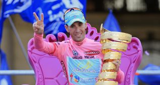 Quinta de Cavendish y primera general en el Giro para Nibali
