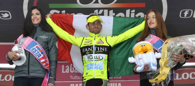 Santambrogio dio positivo en la primera etapa del Giro