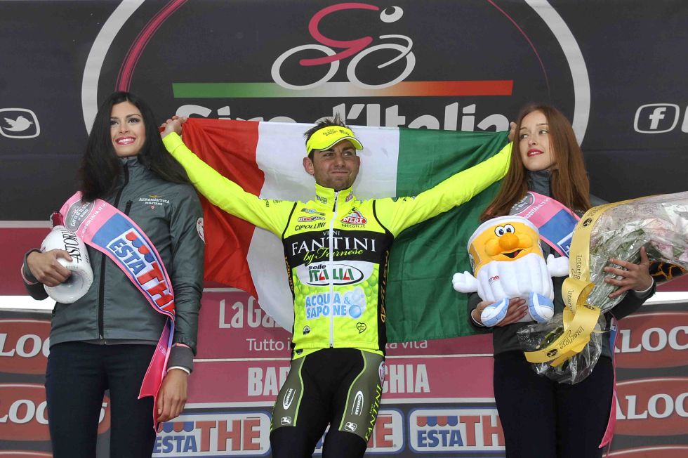 Santambrogio dio positivo en la primera etapa del Giro