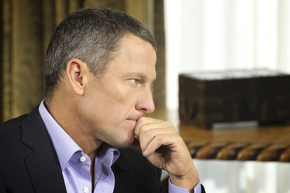 Armstrong elude un juicio con el pago de tres millones de dólares