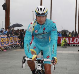 Mikel Landa: “Querría ganar una etapa de montaña en el Giro”