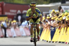 Ganó Majka y Nibali distanció a Valverde, que sufrió una avería