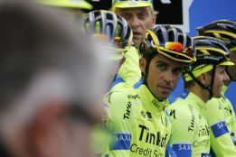 Tinkoff preinscribe a Contador, pero no estará recuperado