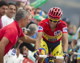 Contador: "Faltó colaboración para eliminar a Chris Froome"