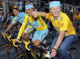 Vinokourov cierra el Continental para salvar al equipo World Tour