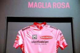 Cuatro equipos italianos y uno polaco, los invitados al Giro