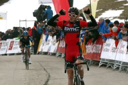 Van Garderen conquista La Molina y De Clercq resiste