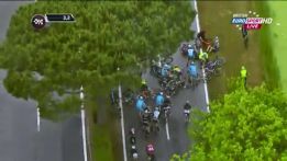 Contador necesitó la bici de Tosatto para llegar a meta