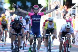 Modolo repite y Contador llegó de rosa a su casa de Lugano