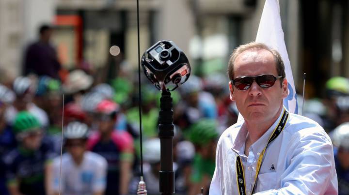 Prudhomme: "El Tour sigue con tranquilidad y dignidad"