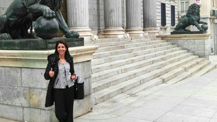 Anna González llevó hasta el Congreso #PorUnaLeyJusta