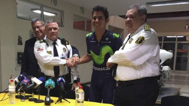 Amador se reunió con el policía que le multó y le pidió perdón