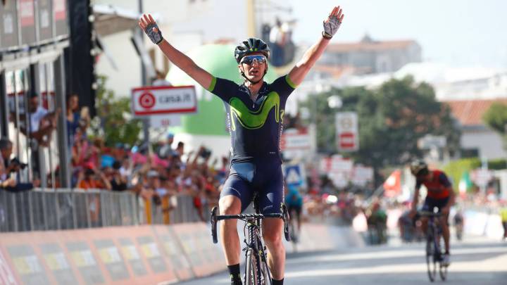 Gorka Izagirre celebra su victoria en la octava etapa del Giro de Italia.