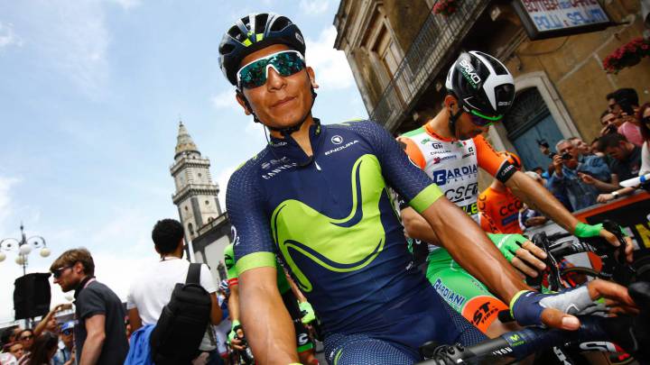Nairo Quintana antes de tomar la salida de la quinta etapa el Giro de Italia 2017.