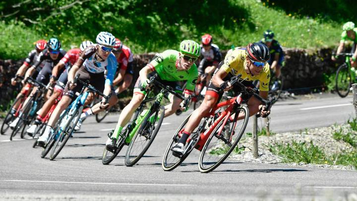 Richie Porte lidera el grupo de favoritos durante la octava etapa del Dauphiné con final en Plateau du Solaison.