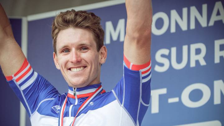 Arnaud Démare emocionado tras ganar los Nacionales de ciclismo de Francia por segunda vez