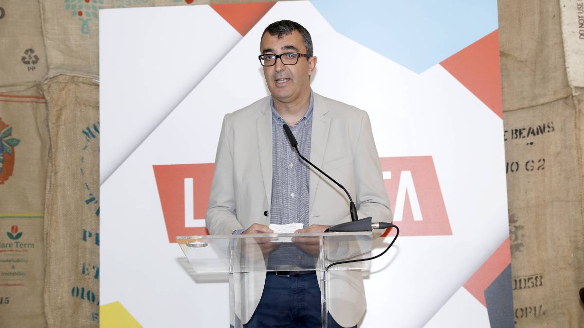 Javier Guillén habla de Froome tras presentarse los maillots de la Vuelta.