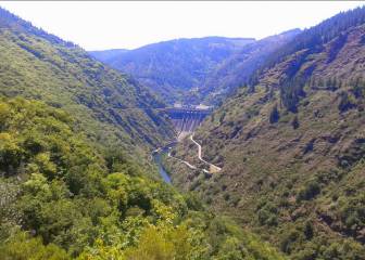 La Vuelta a Asturias arranca con la vista puesta en el Acebo