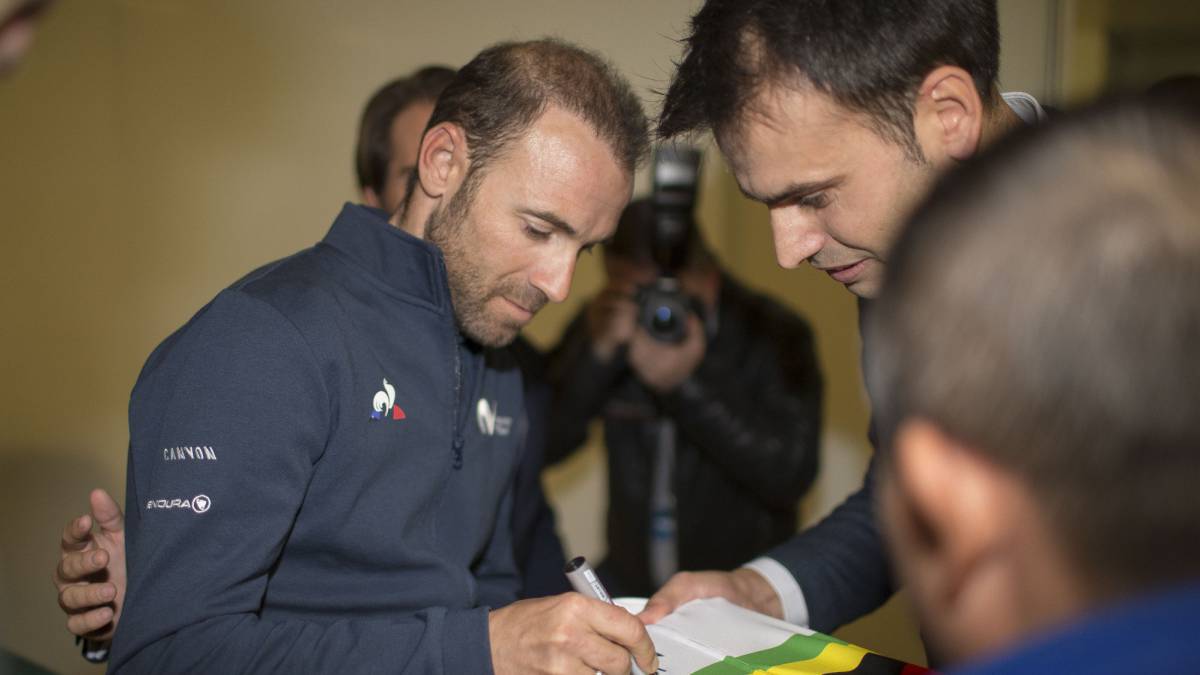 Valverde: "Es una pasada que la Vuelta salga de Torrevieja"