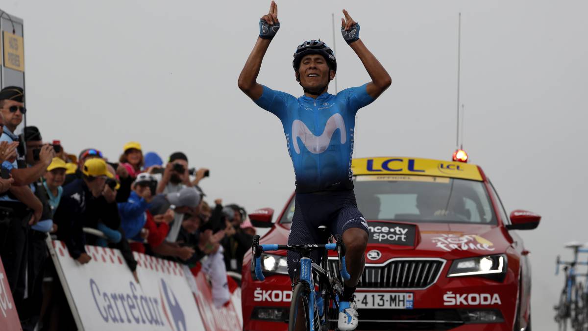 Nairo Quintana celebra su victoria en el Col du Portet, en Saint-Lary-Soulan, en la 17ª etapa del Tour de Francia 2018.