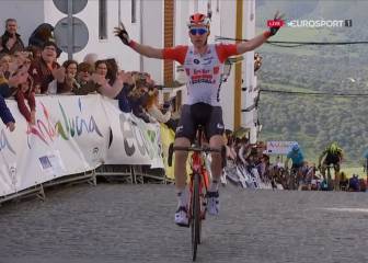 Tim Wellens se impone y es el primer líder en Andalucía