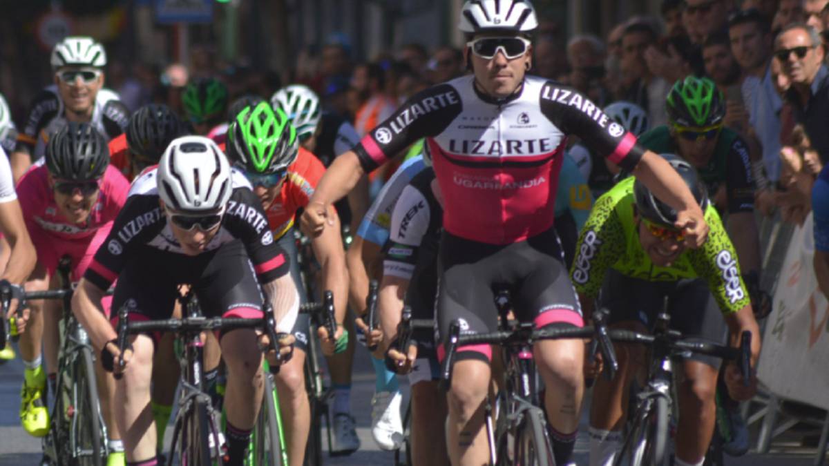 Galván exhibe su punta de velocidad y gana el Guerrita