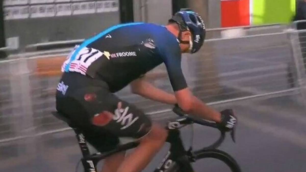 Froome se fue al suelo y cedió más 14 minutos en meta
