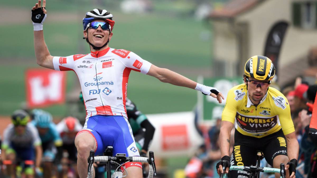 Gaudu se estrena en el World Tour y se acerca a Roglic