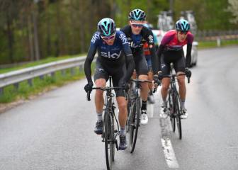 Sivakov y Geoghegan Hart suplirán a Bernal en el INEOS