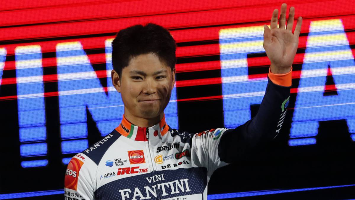 Nishimura, fuera de control al ceder 4:36 en... ¡8 kilómetros!