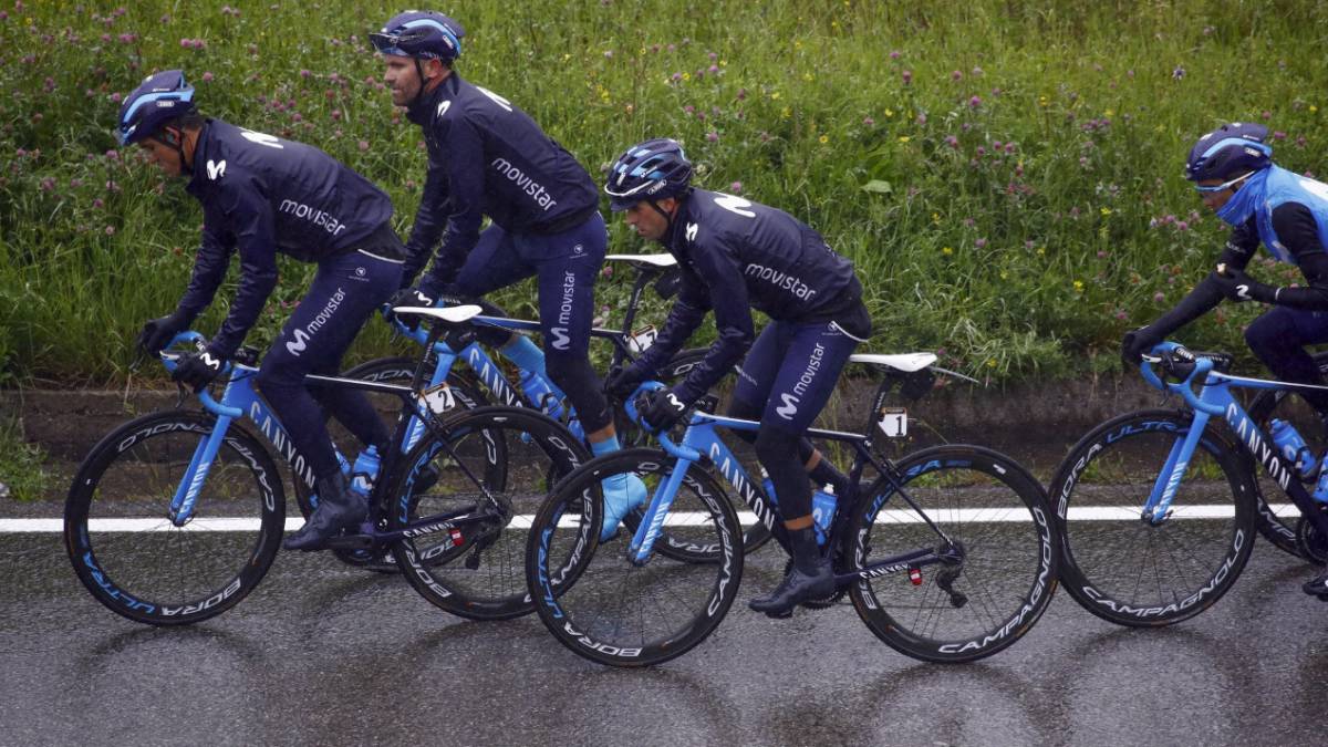 Los españoles en el Giro: caída de Carretero y Landa salva la etapa