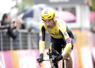 Roglic asesta otro duro golpe a sus rivales en la crono