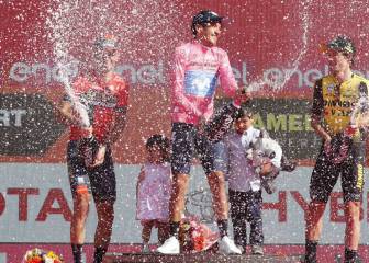 Carapaz gana el Giro y Landa pierde el podio por 8 segundos