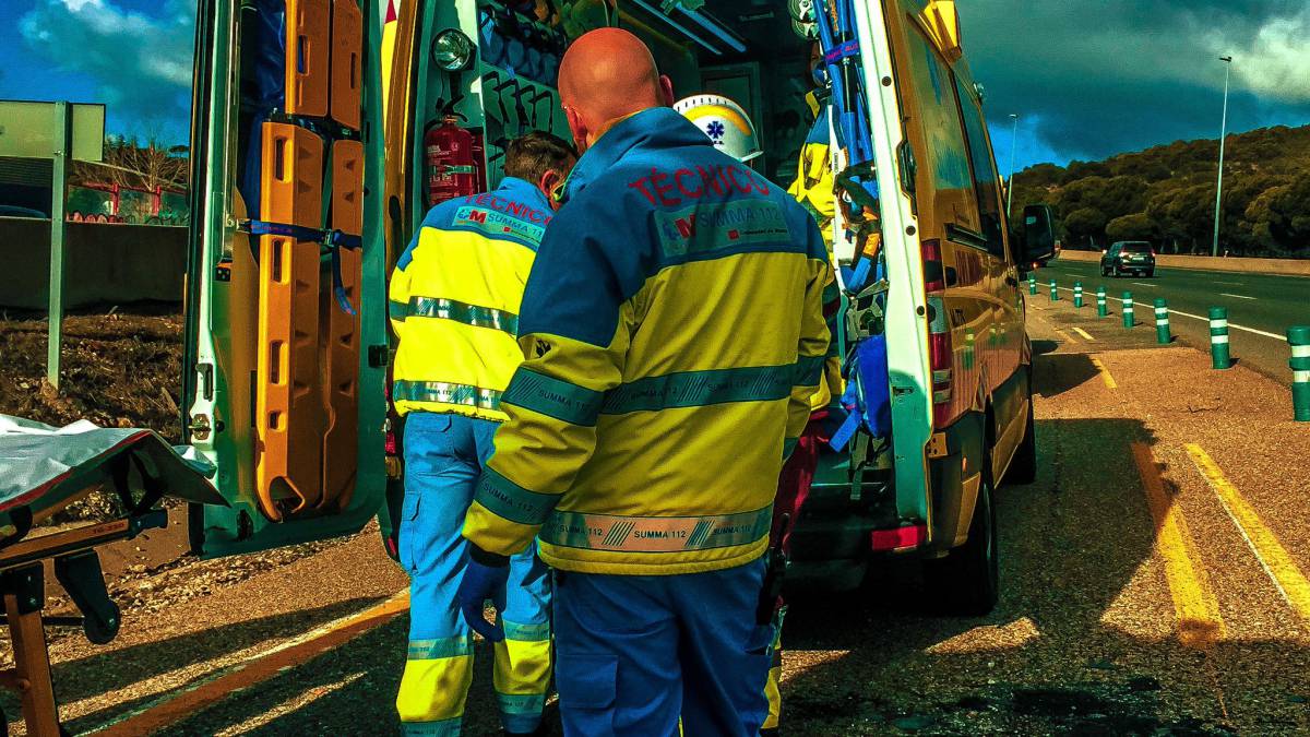 Muere un ciclista arrollado por una furgoneta en Madrid