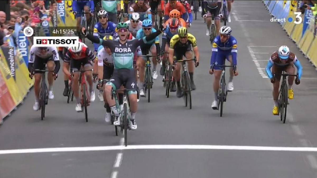 Resumen del Criterium du Dauphiné, etapa 3: Triunfo incontestable de Bennett al esprint; Teuns, líder