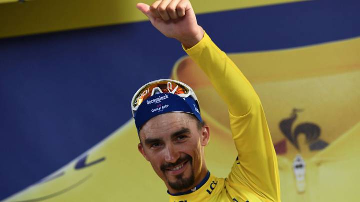 Julian Alaphilippe, en el podio del Tour de Francia.