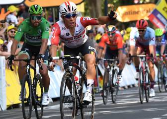 Ewan suma su segundo triunfo en una jornada accidentada