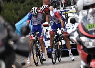 Pinot, al abandonar el Tour: