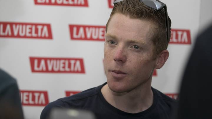 Steven Kruijswijk comparece en rueda de prensa antes del inicio de la Vuelta a España.